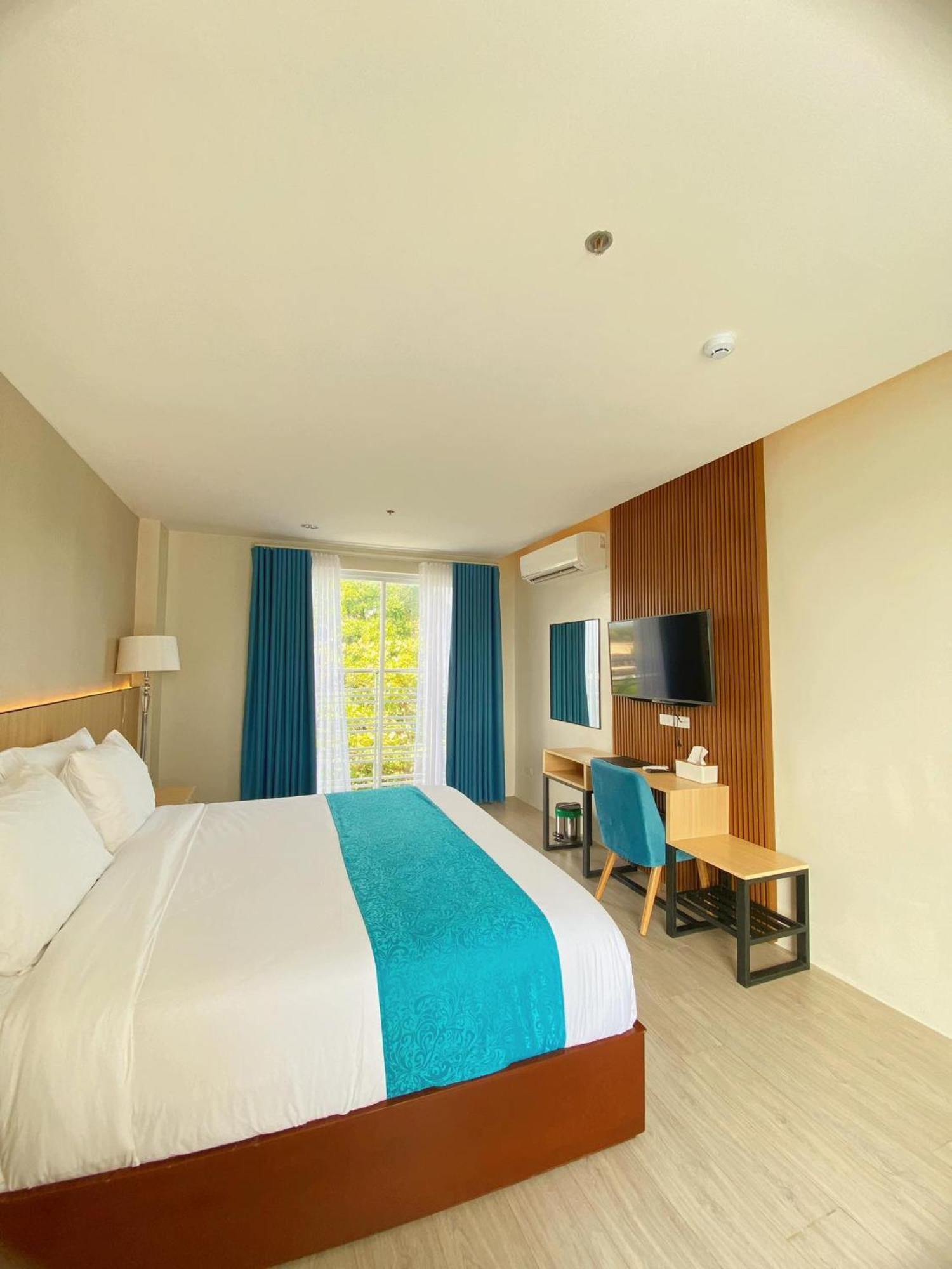 Jrp Vanyard Resort Hotel Kalibo Extérieur photo